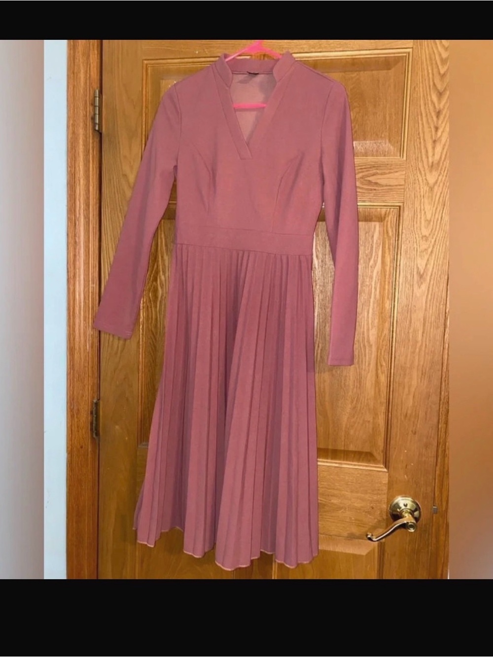 SHEIN Dusty Rose Long Sleeve V-Neck Pleated Midi Dress